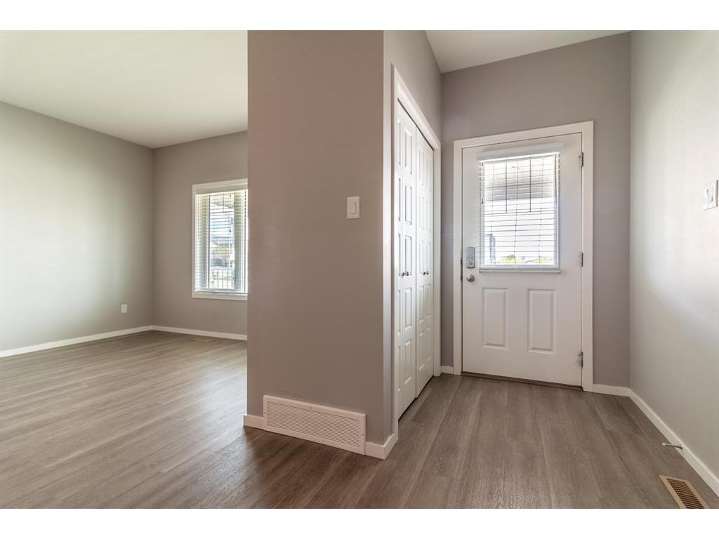 









210


Firelight

Way West, 402,
Lethbridge,




AB
T1J 4B2

