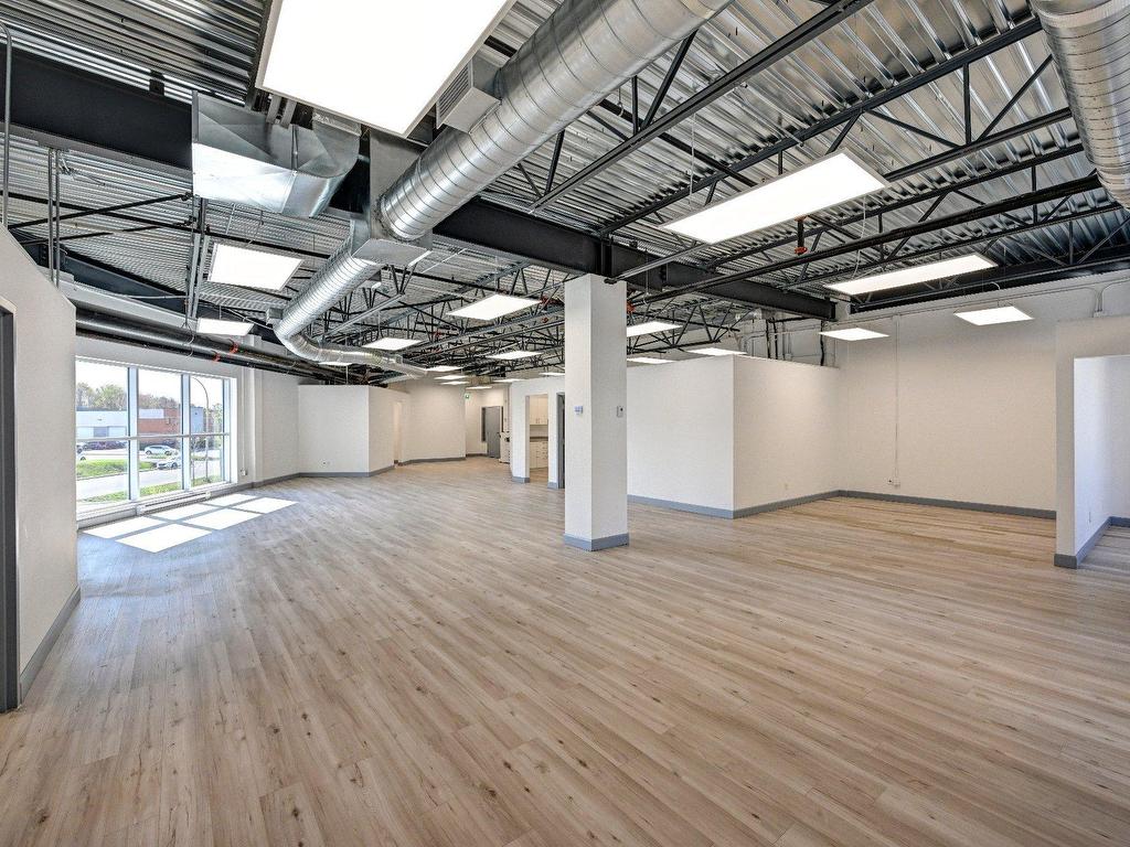 









49


Rue Émilien-Marcoux

, 200,
Blainville,




QC
J7J0B4

