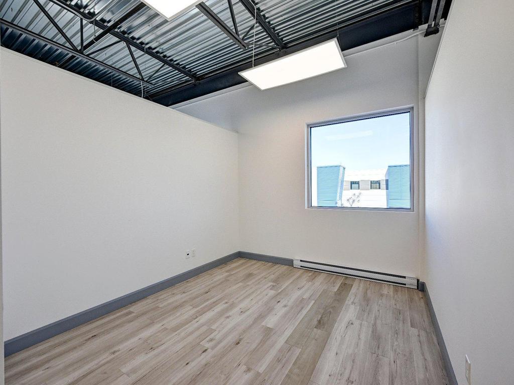 









49


Rue Émilien-Marcoux

, 200,
Blainville,




QC
J7J0B4

