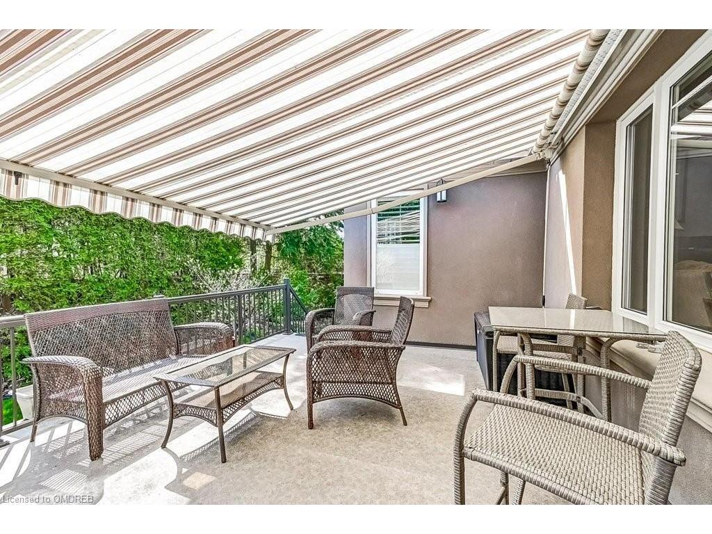 









406


Maple Grove

Drive,
Oakville,




ON
L6J 4V7

