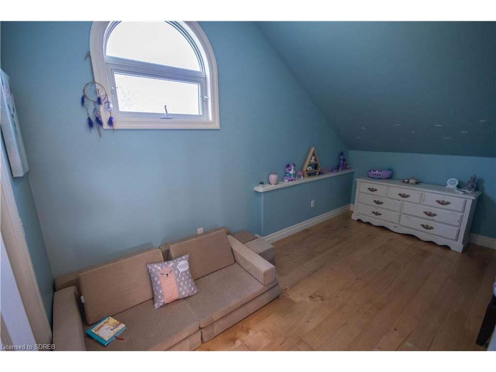 









127


St James

Street South,
Waterford,




ON
N0E 1Y0

