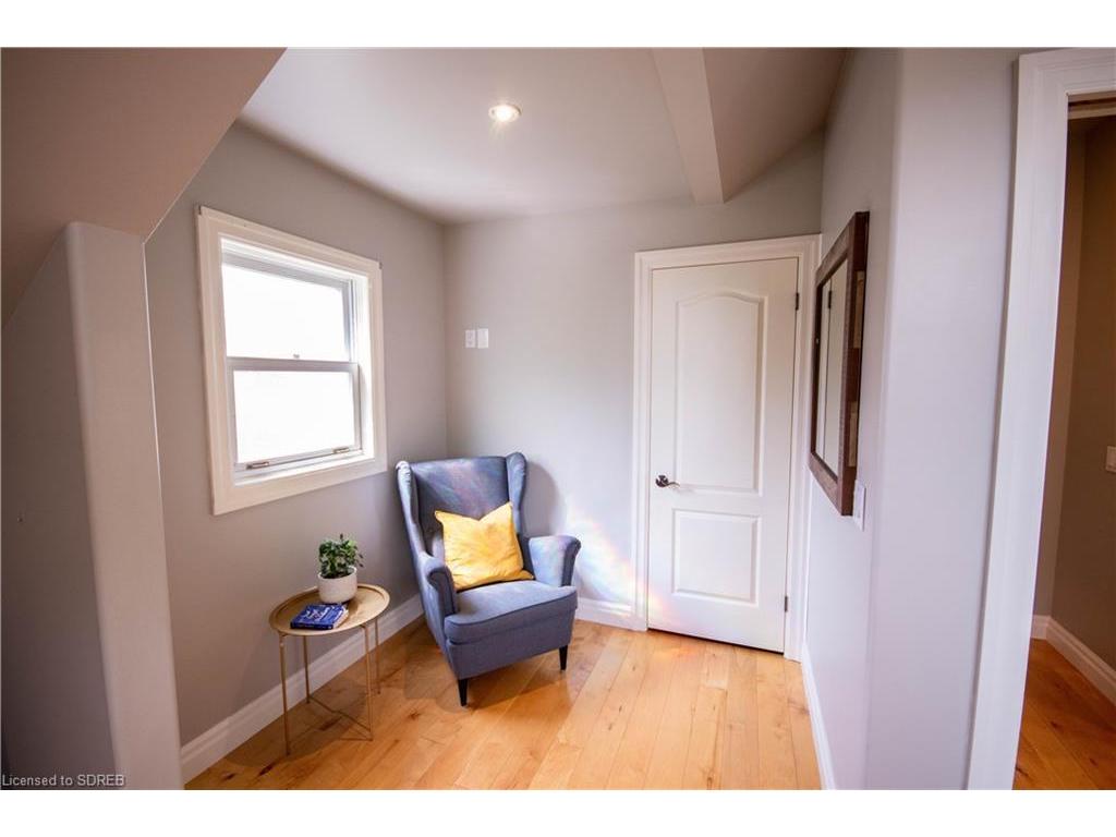 









127


St James

Street South,
Waterford,




ON
N0E 1Y0

