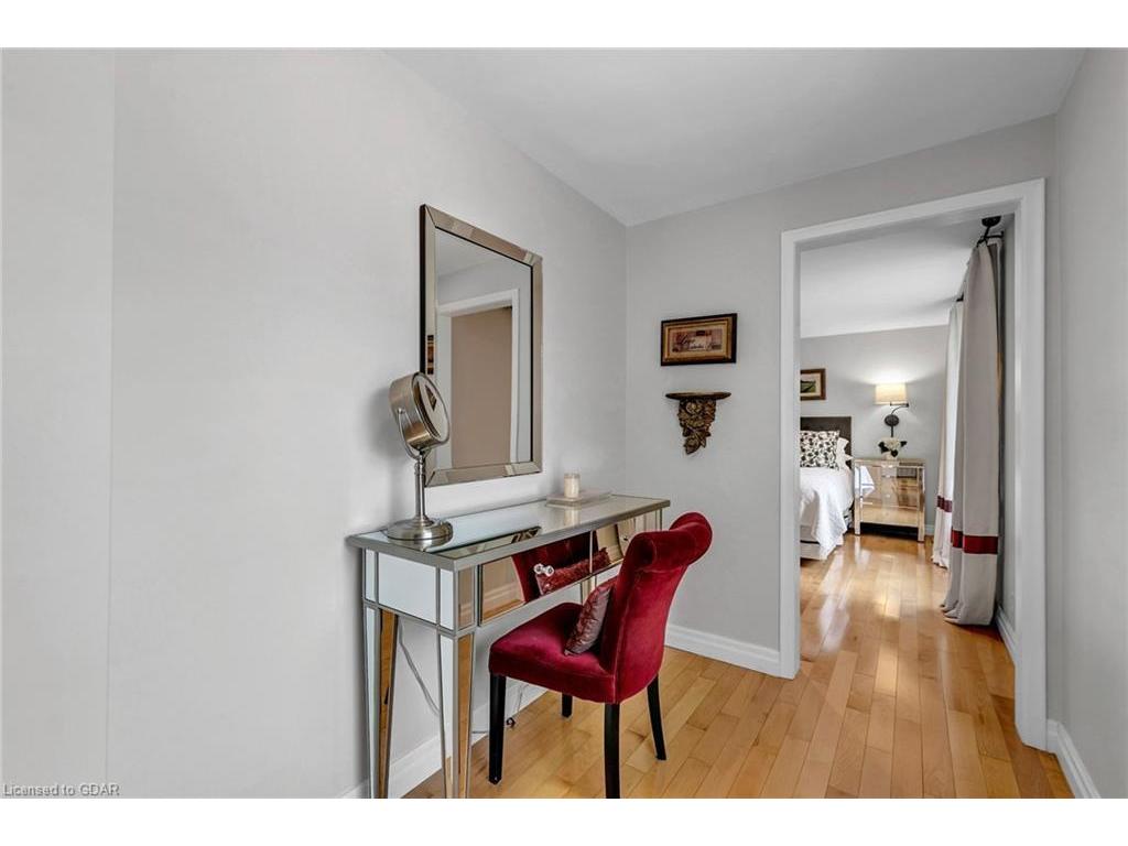 









56


University

Avenue West,
Guelph,




ON
N1G 1N7

