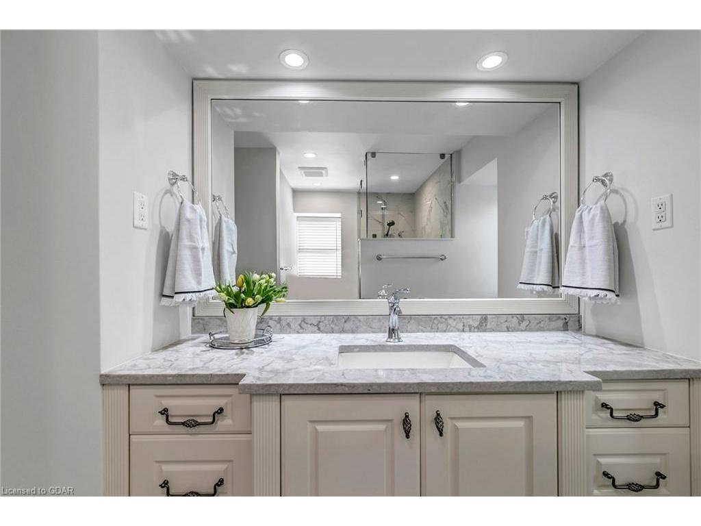 









56


University

Avenue West,
Guelph,




ON
N1G 1N7

