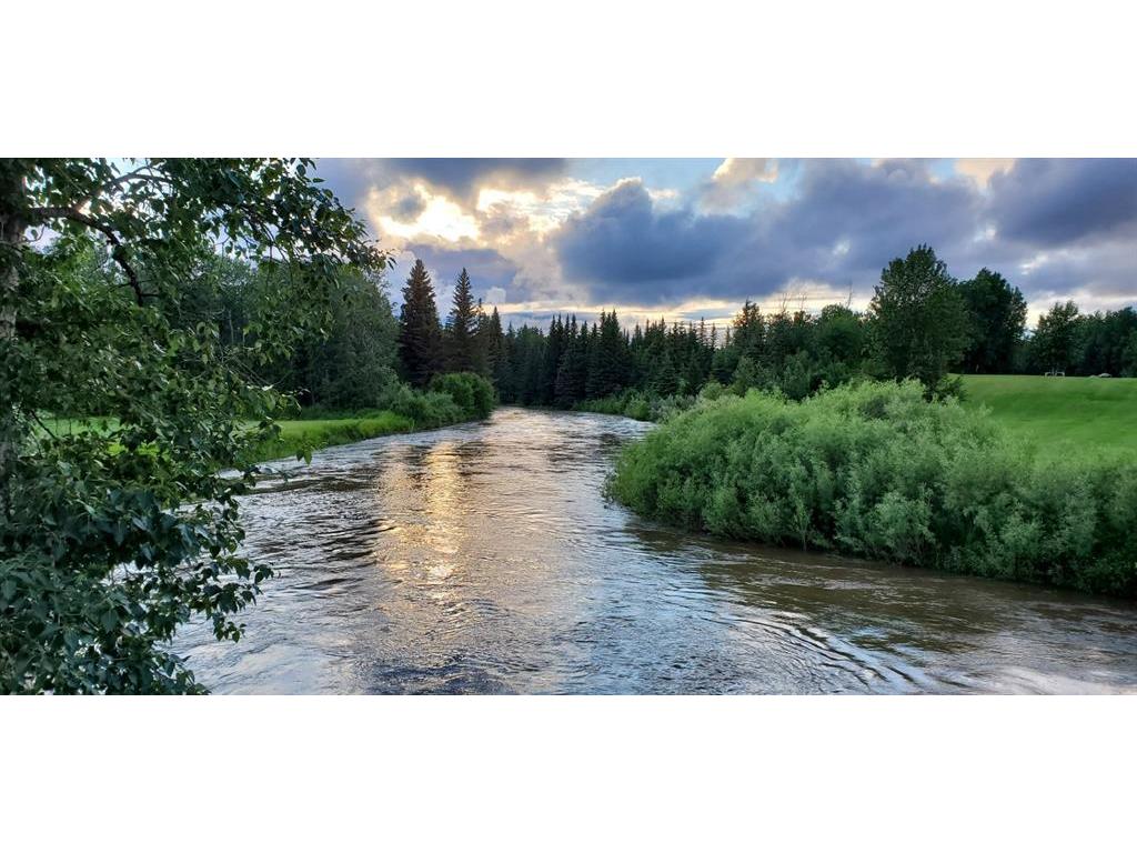 












Lot 3

,
Rural Northern Sunrise County,







AB
T0H 2R0

