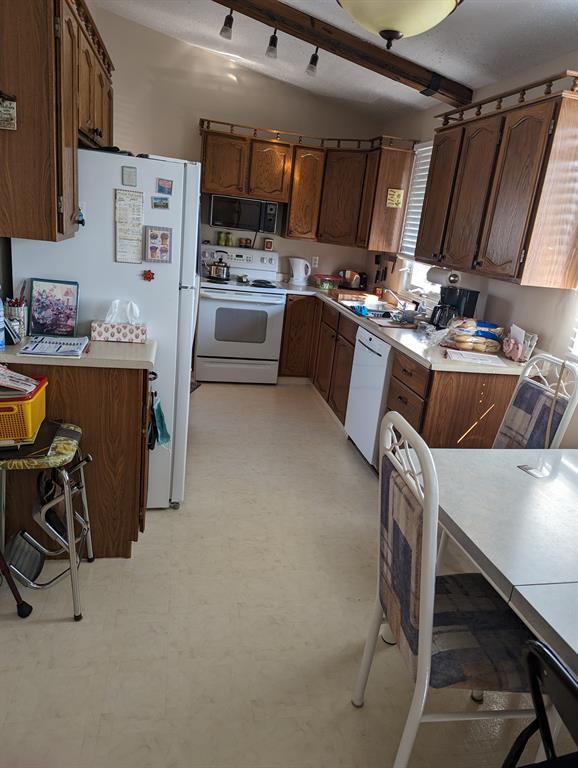 









1823


19

Avenue South,
Lethbridge,




AB
T1K 1E8


