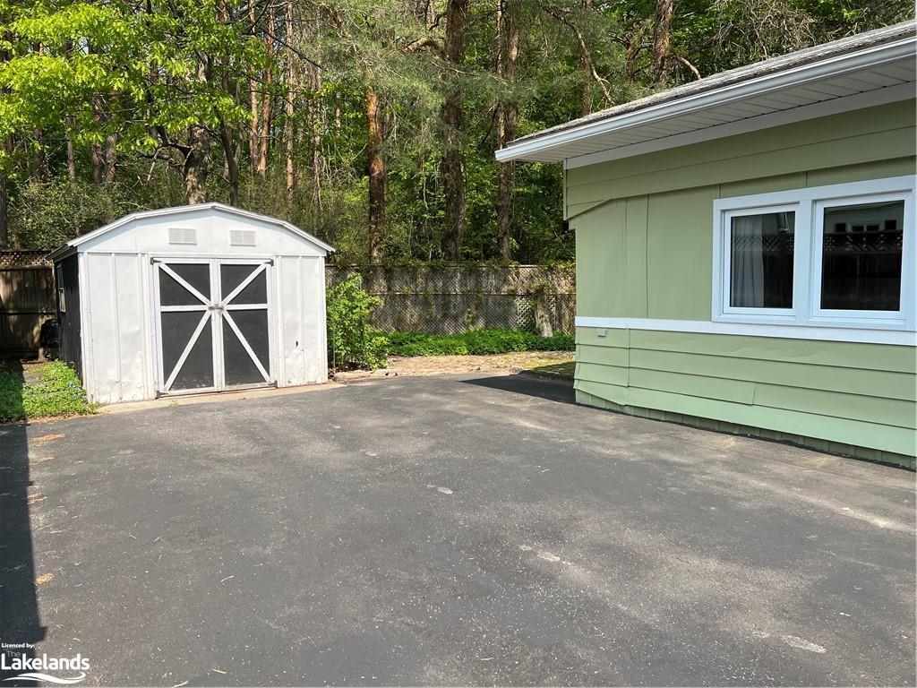 









525


Midland Point

Road, 37,
Midland,




ON
L4R 5G9

