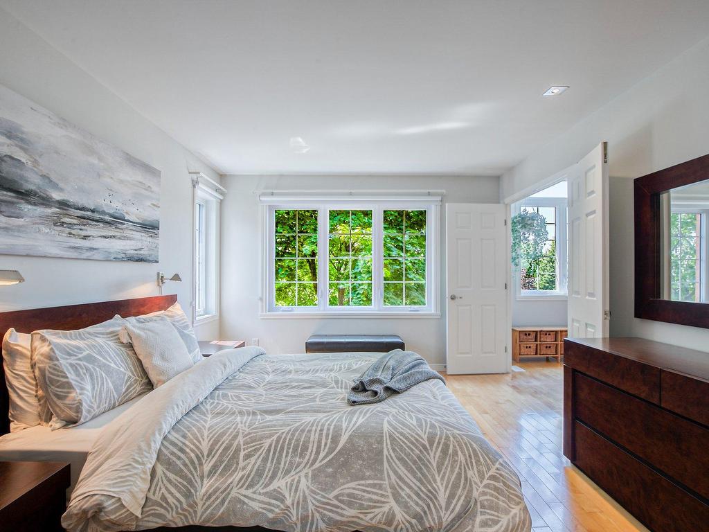 









328


Rue Kéroack

,
Saint-Bruno-de-Montarville,




QC
J3V5S1

