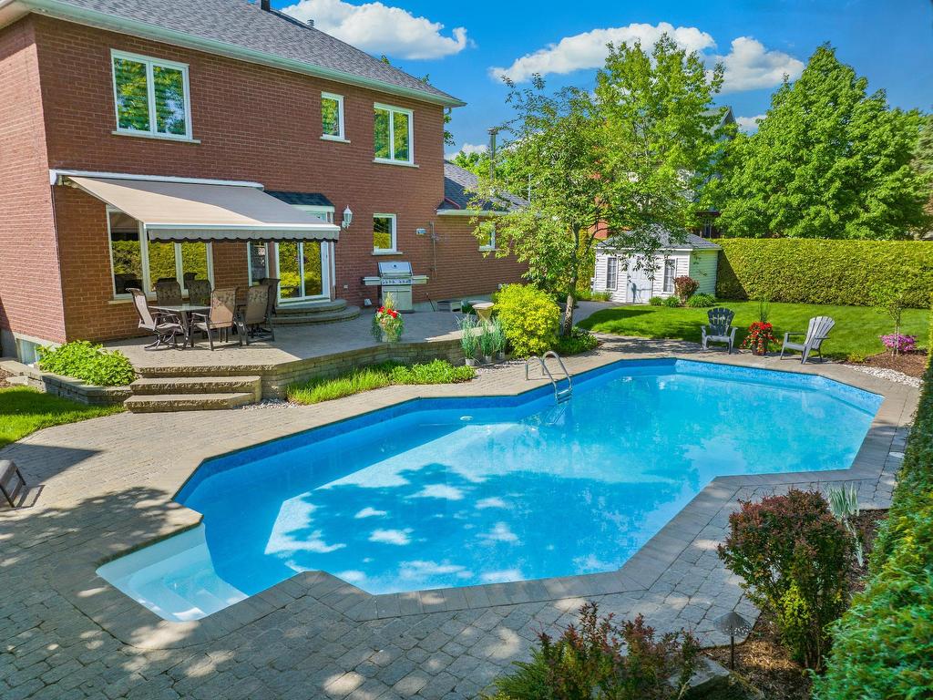 









328


Rue Kéroack

,
Saint-Bruno-de-Montarville,




QC
J3V5S1

