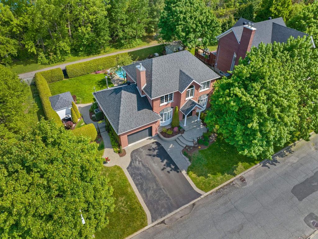 









328


Rue Kéroack

,
Saint-Bruno-de-Montarville,




QC
J3V5S1

