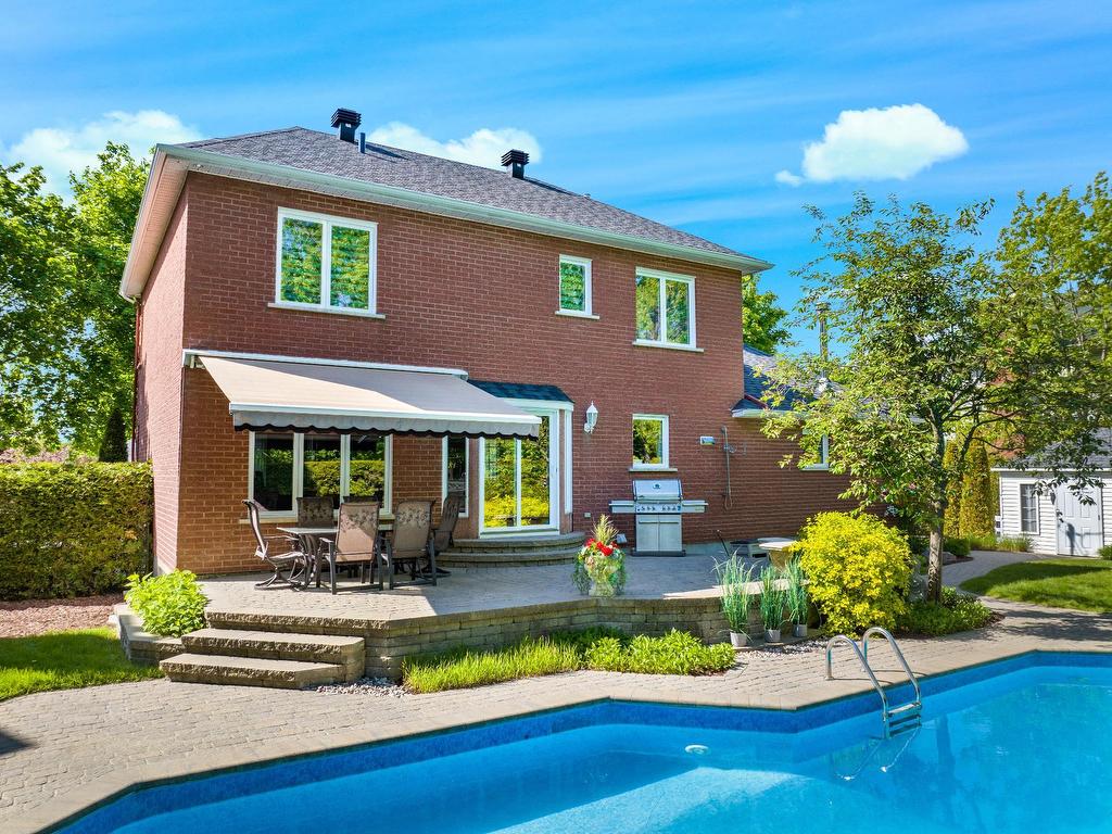 









328


Rue Kéroack

,
Saint-Bruno-de-Montarville,




QC
J3V5S1

