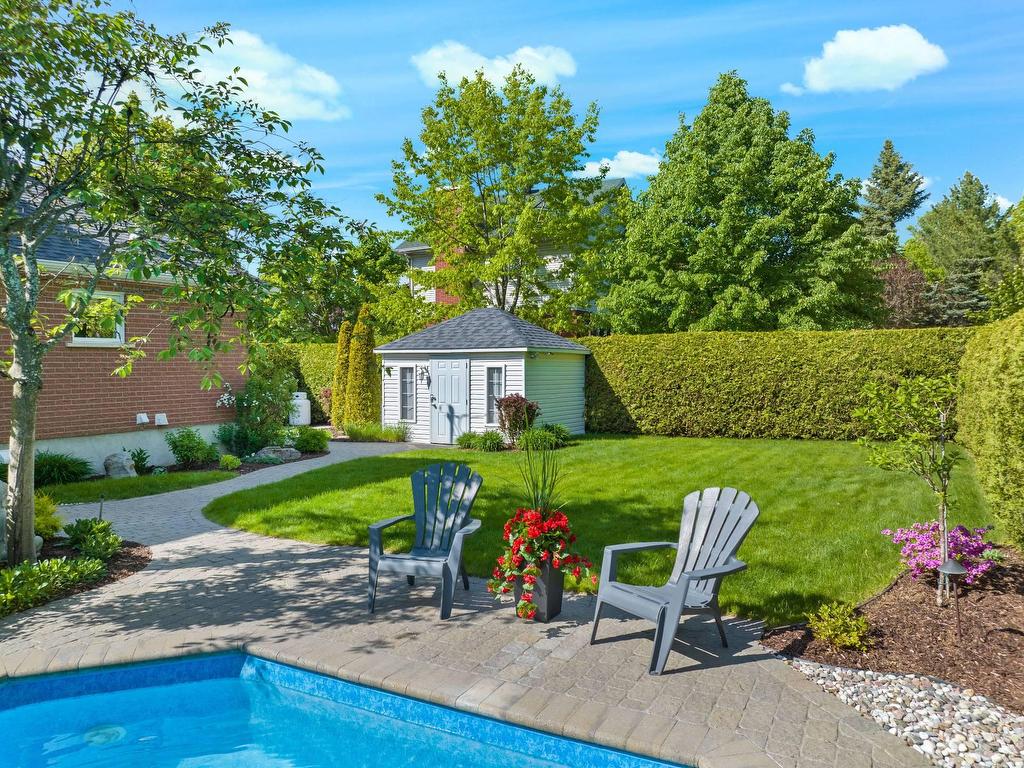 









328


Rue Kéroack

,
Saint-Bruno-de-Montarville,




QC
J3V5S1

