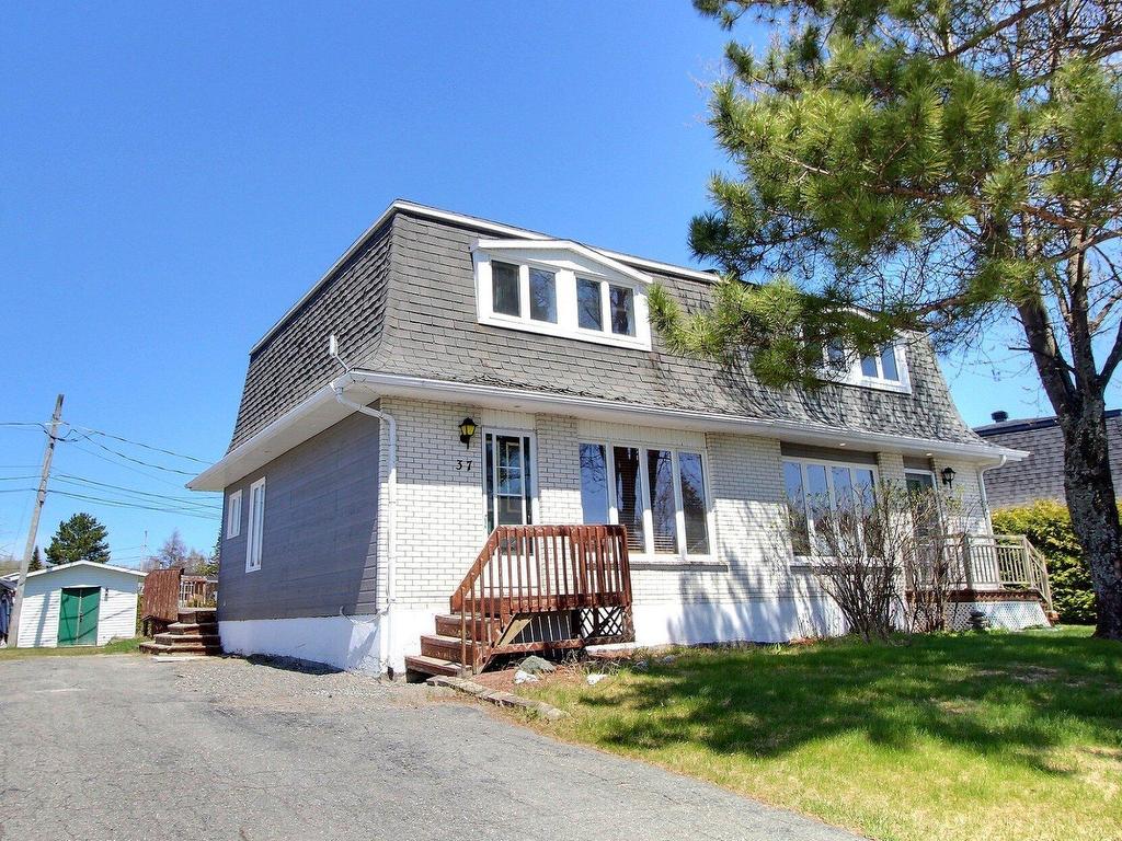 









37


Place Noyelle

,
Lebel-sur-Quévillon,




QC
J0Y1X0

