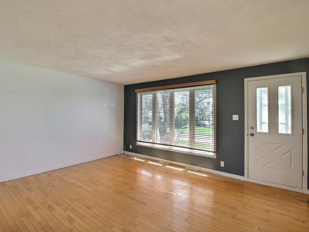 









37


Place Noyelle

,
Lebel-sur-Quévillon,




QC
J0Y1X0


