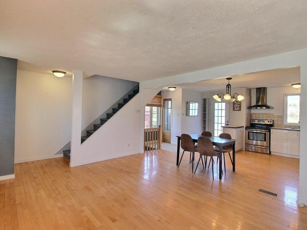 









37


Place Noyelle

,
Lebel-sur-Quévillon,




QC
J0Y1X0

