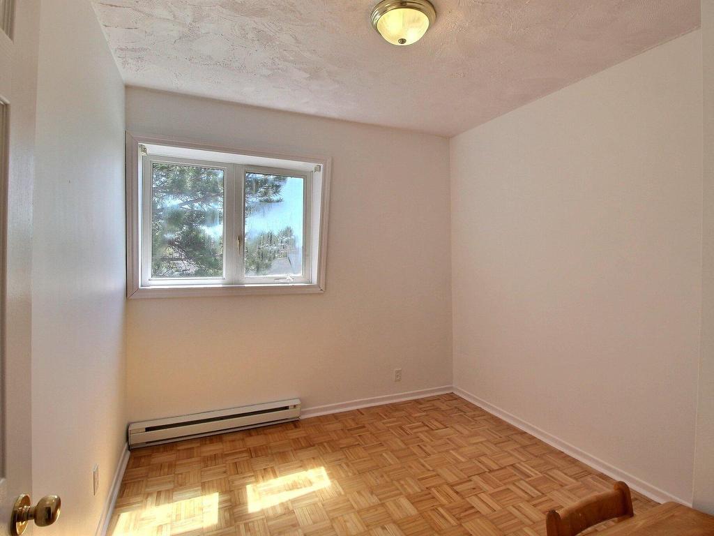 









37


Place Noyelle

,
Lebel-sur-Quévillon,




QC
J0Y1X0

