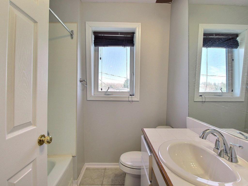 









37


Place Noyelle

,
Lebel-sur-Quévillon,




QC
J0Y1X0

