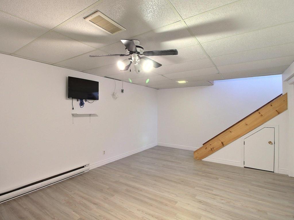









37


Place Noyelle

,
Lebel-sur-Quévillon,




QC
J0Y1X0


