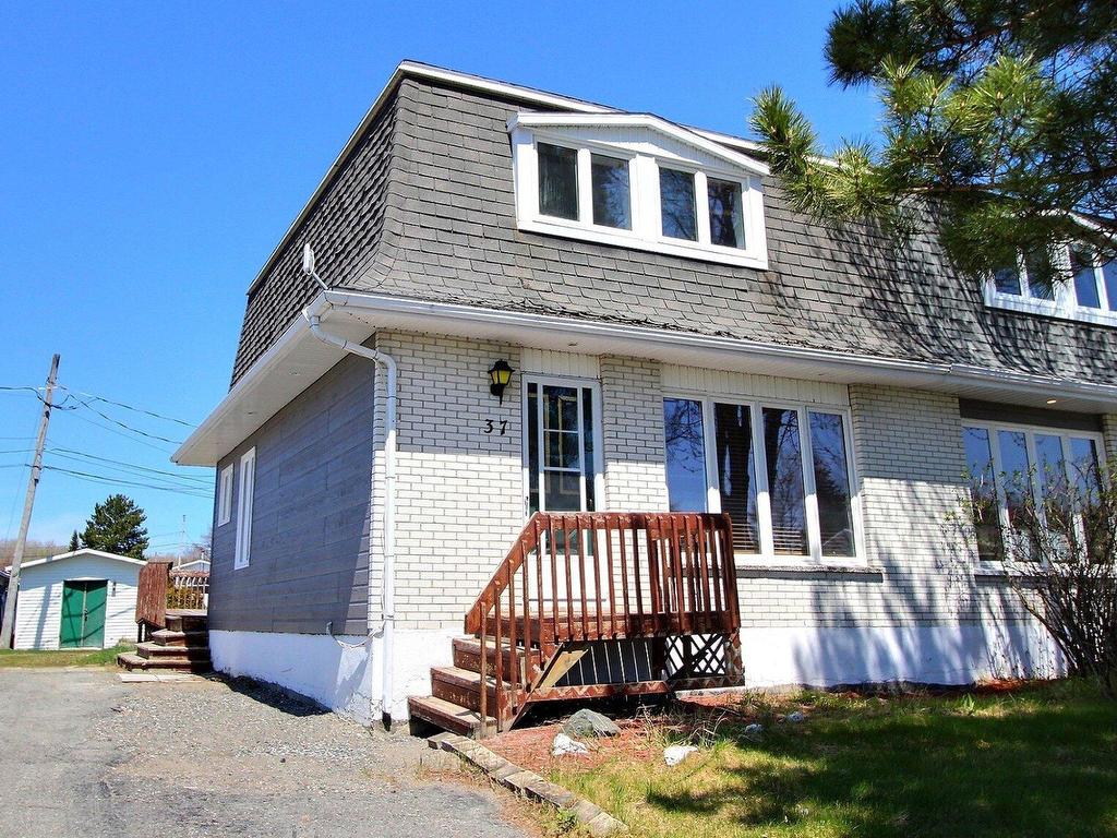 









37


Place Noyelle

,
Lebel-sur-Quévillon,




QC
J0Y1X0

