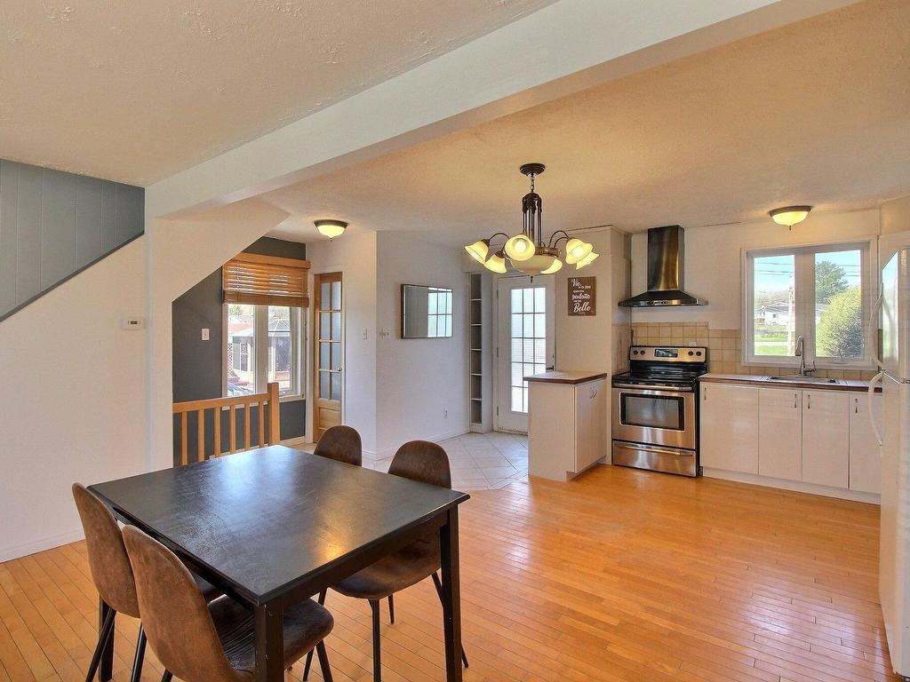 









37


Place Noyelle

,
Lebel-sur-Quévillon,




QC
J0Y1X0

