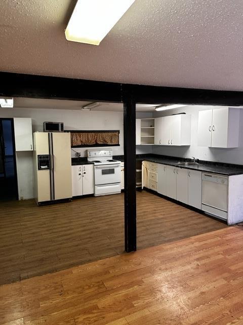 












4501 34 Street,

,
Vernon,




British Columbia
V1T5Y8

