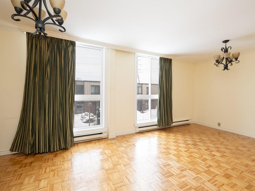 









5665Z


Ch. Merrimac

,
Côte-Saint-Luc,




QC
H4W1S5

