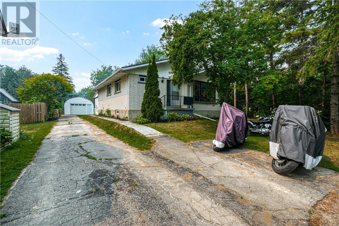 












3 E Campbell Street

,
Little Current,




Ontario
P0P1K0

