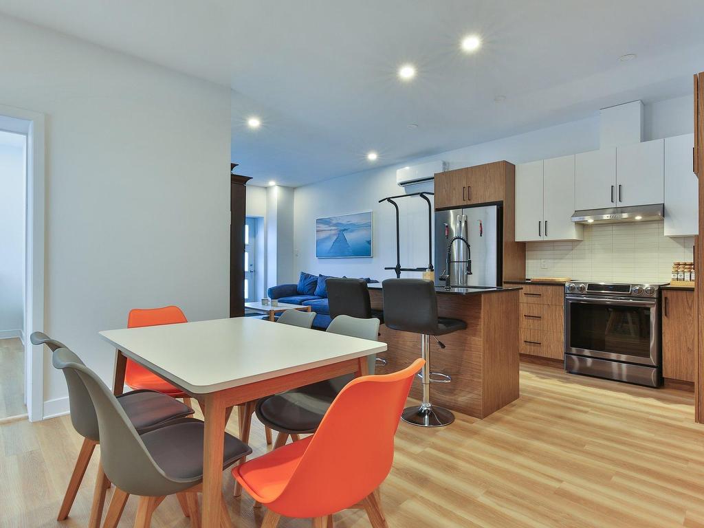 









178


Rue Notre-Dame

,
Saint-Jean-sur-Richelieu,




QC
J3B6N2

