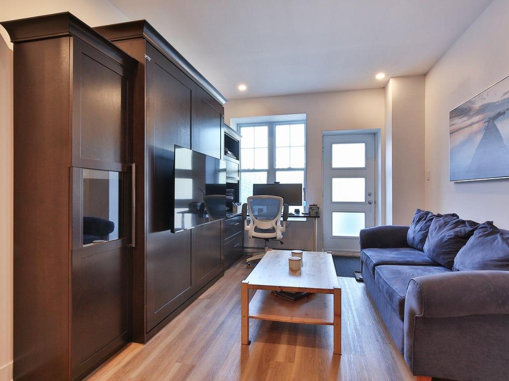 









178


Rue Notre-Dame

,
Saint-Jean-sur-Richelieu,




QC
J3B6N2

