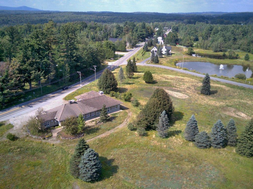 









710


Ch. Lakeside

,
Lac-Brome,




QC
J0E1R0

