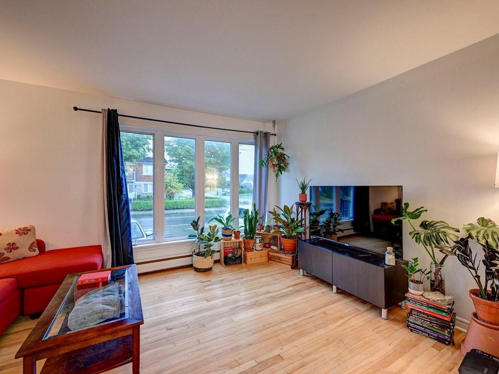 









43

 - 45


Rue St-Jacques E.

,
Sainte-Thérèse,




QC
J8X0B6

