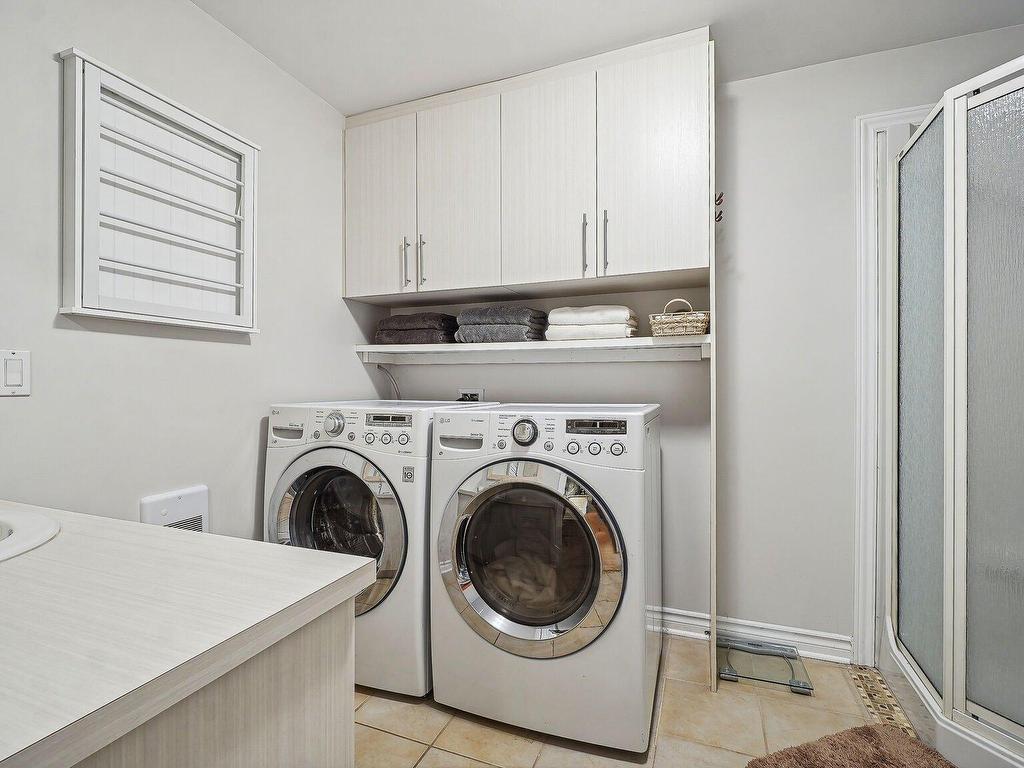 









12780Z

 - 12782Z


Rue Paul-Sauvé

,
Mirabel,




QC
J7N0G9

