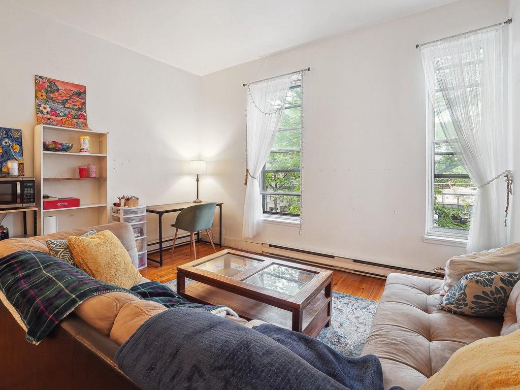 









2455

 - 2459


Rue Notre-Dame O.

,
Montréal (Le Sud-Ouest),




QC
H3J1N6

