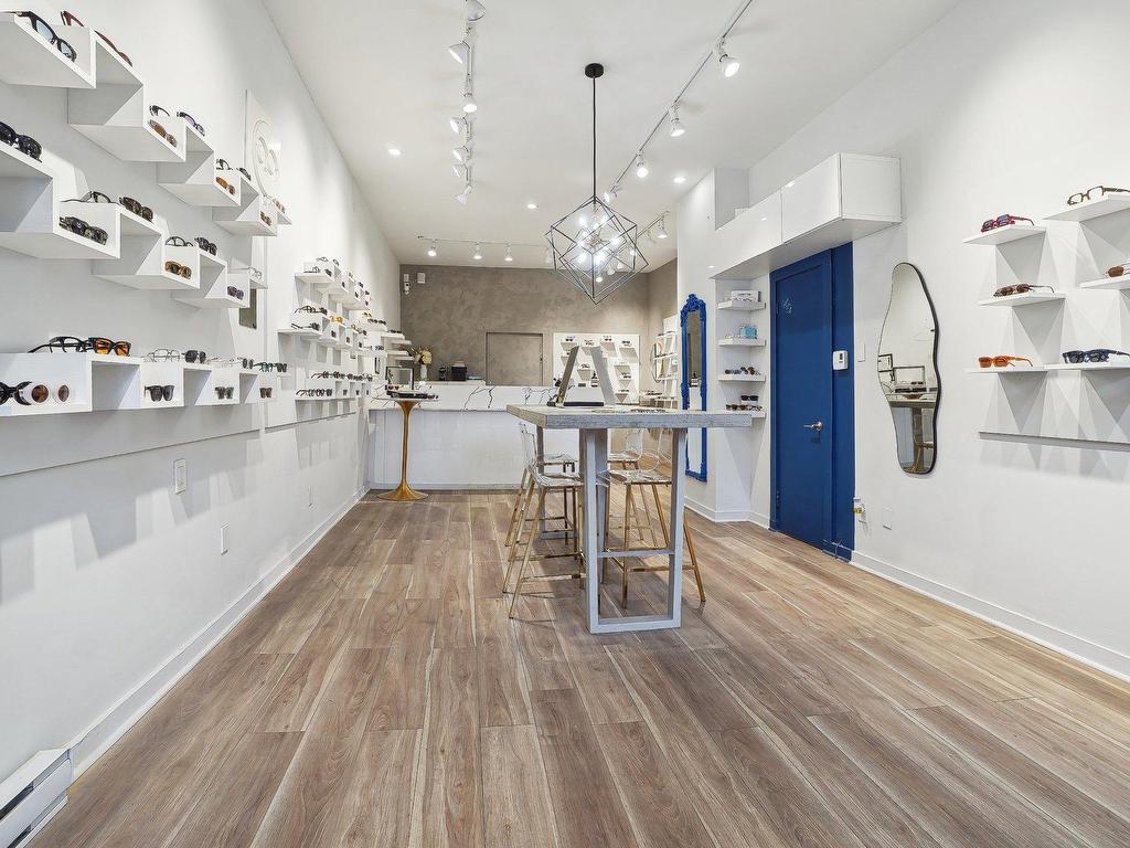 









2455

 - 2459


Rue Notre-Dame O.

,
Montréal (Le Sud-Ouest),




QC
H3J1N6

