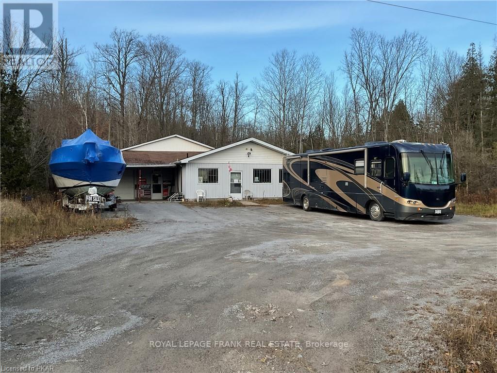 












3467 COUNTY RD 36

,
Galway-Cavendish and Harvey,




Ontario
K0L1J0

