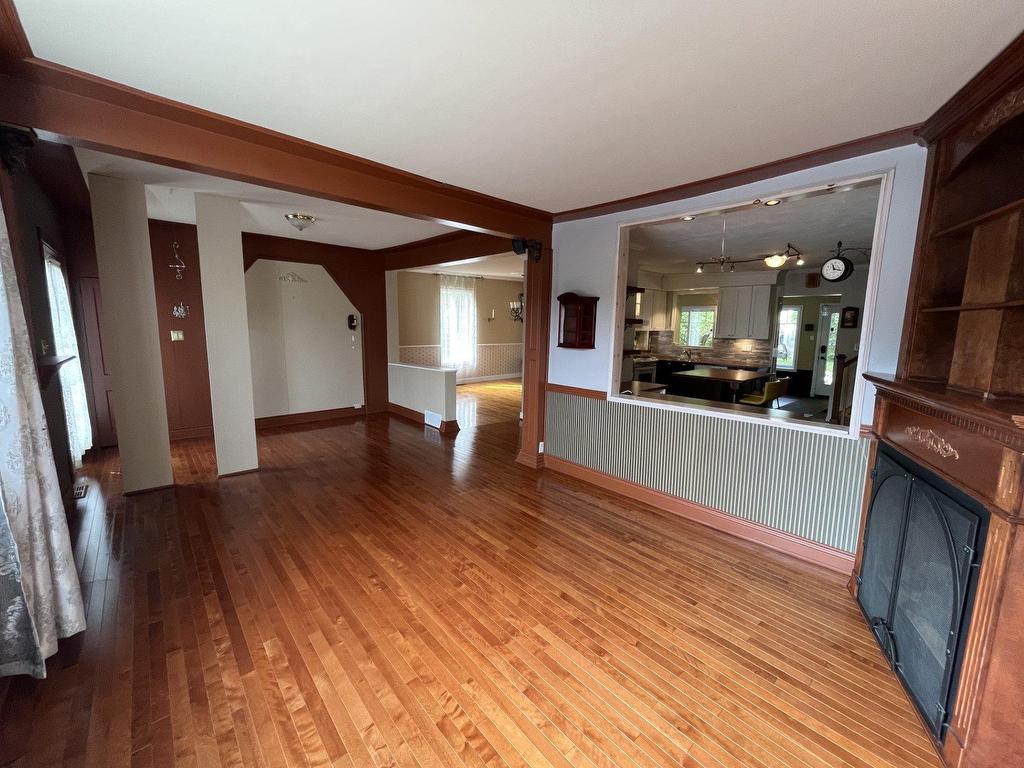 









2272


Rue St-Simon

,
Saguenay (Jonquière),




QC
G7X6E7

