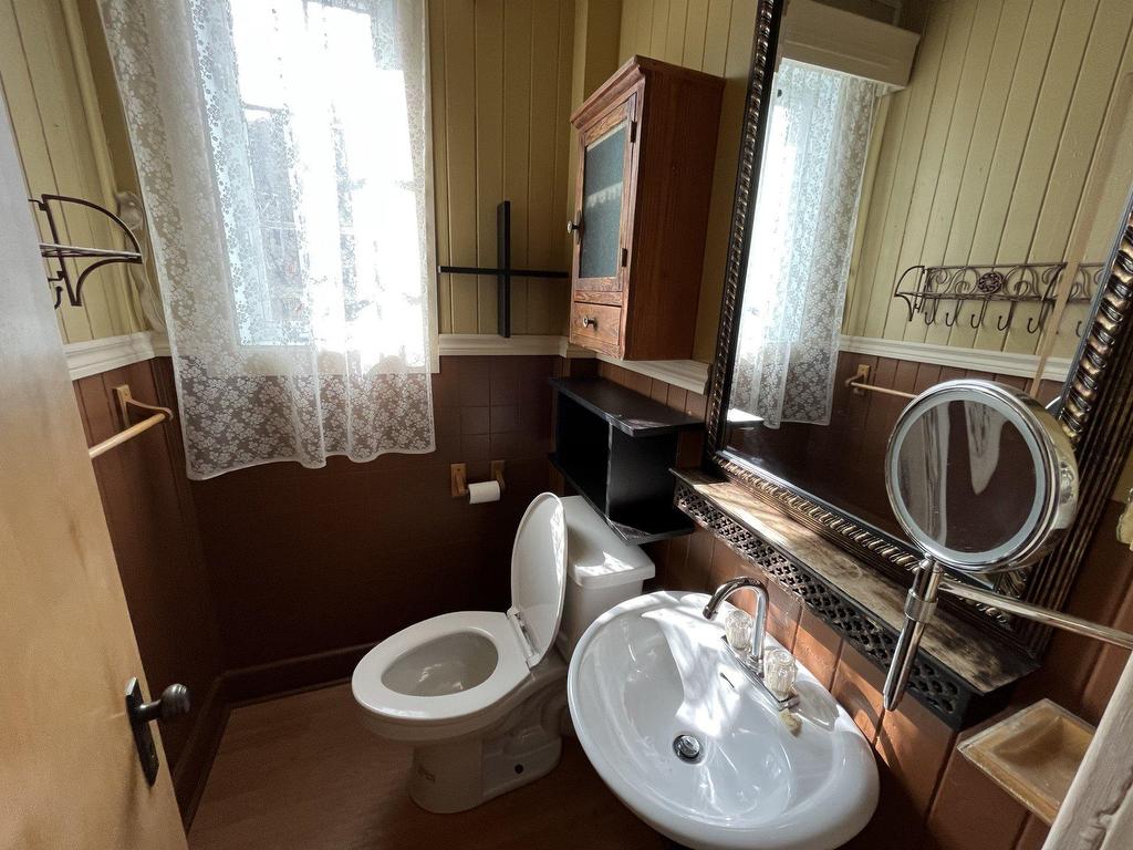 









2272


Rue St-Simon

,
Saguenay (Jonquière),




QC
G7X6E7

