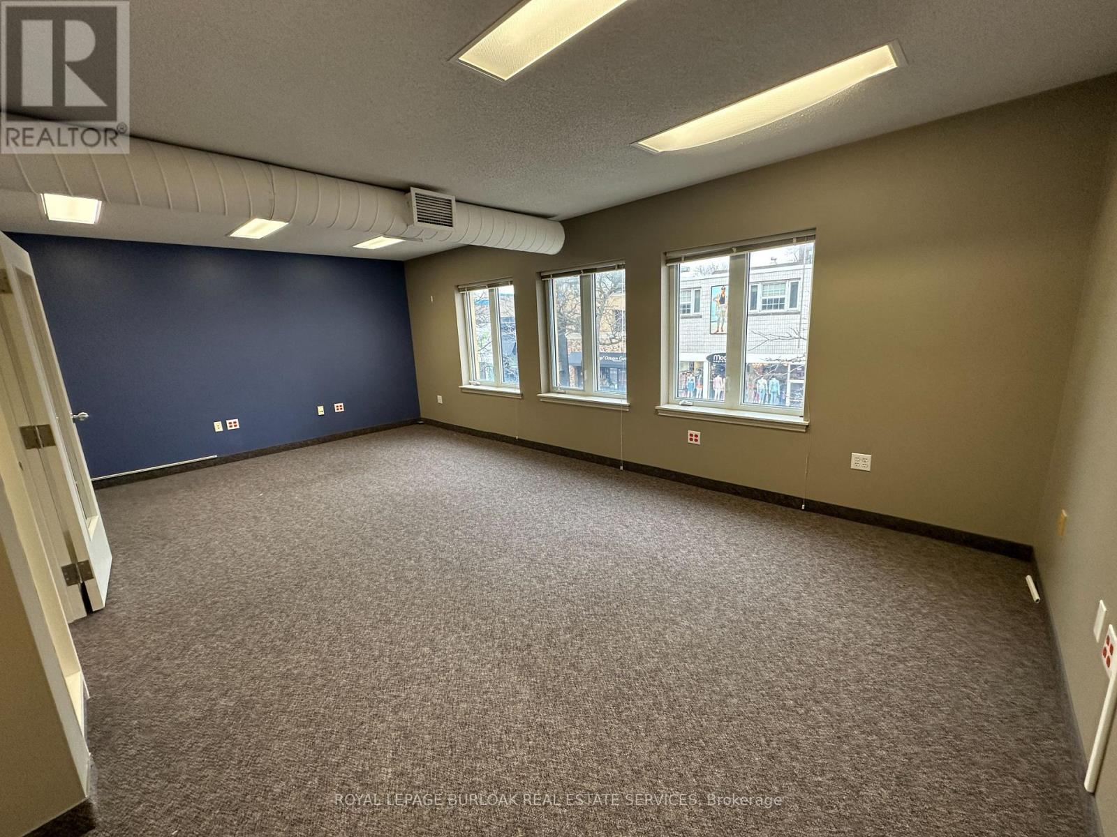 












442 BRANT STREET

,
Burlington,




Ontario
L7S1G6

