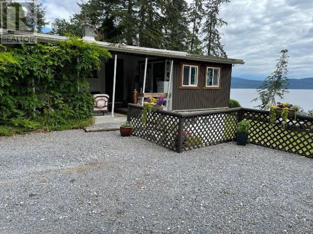 












8425 HIGHWAY 101

,
Powell River,




British Columbia
V8A0G9

