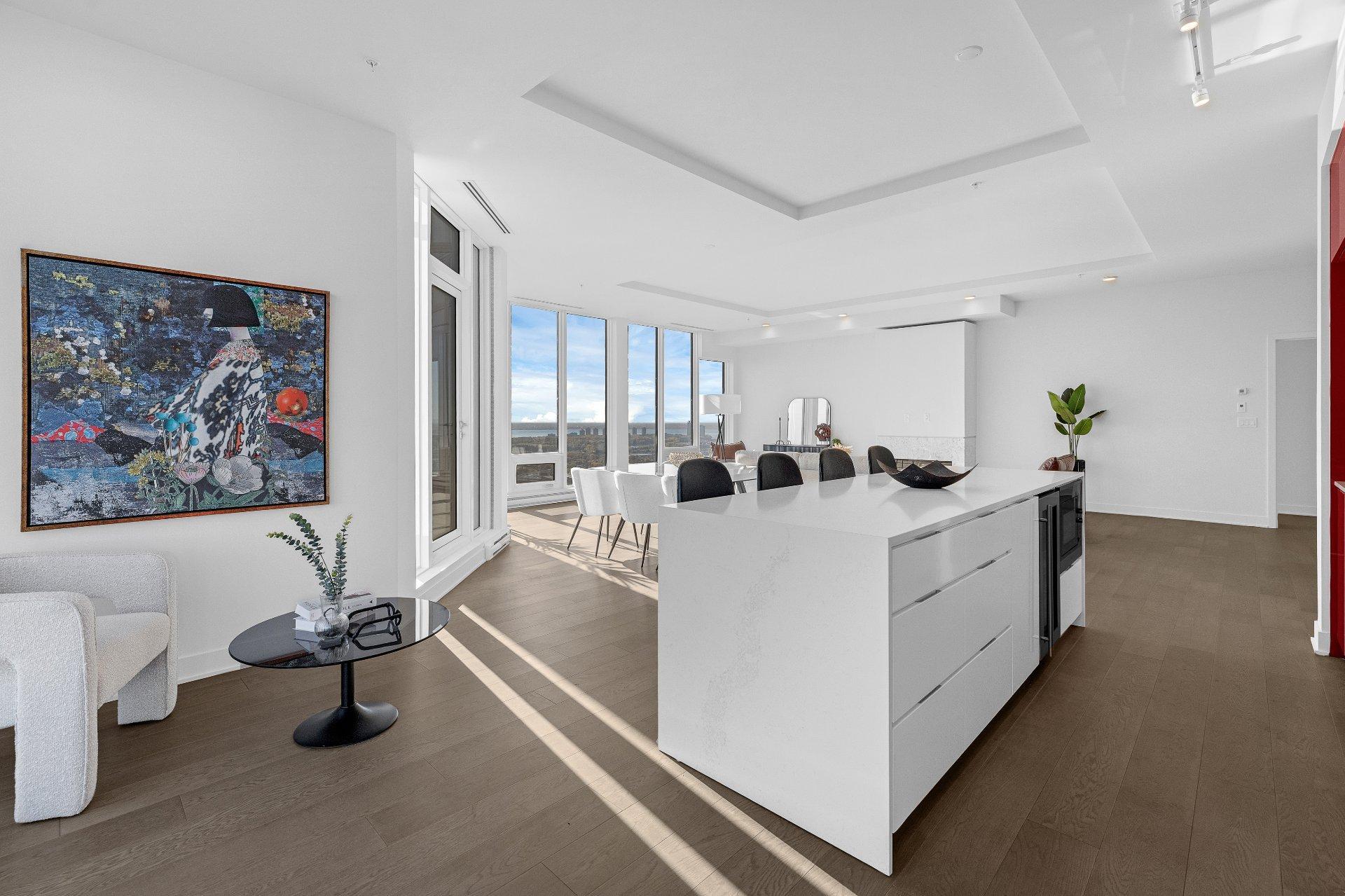 









1288


Rue St-Antoine O.

, PH2,
Montréal (Ville-Marie),




QC
H3C0X6

