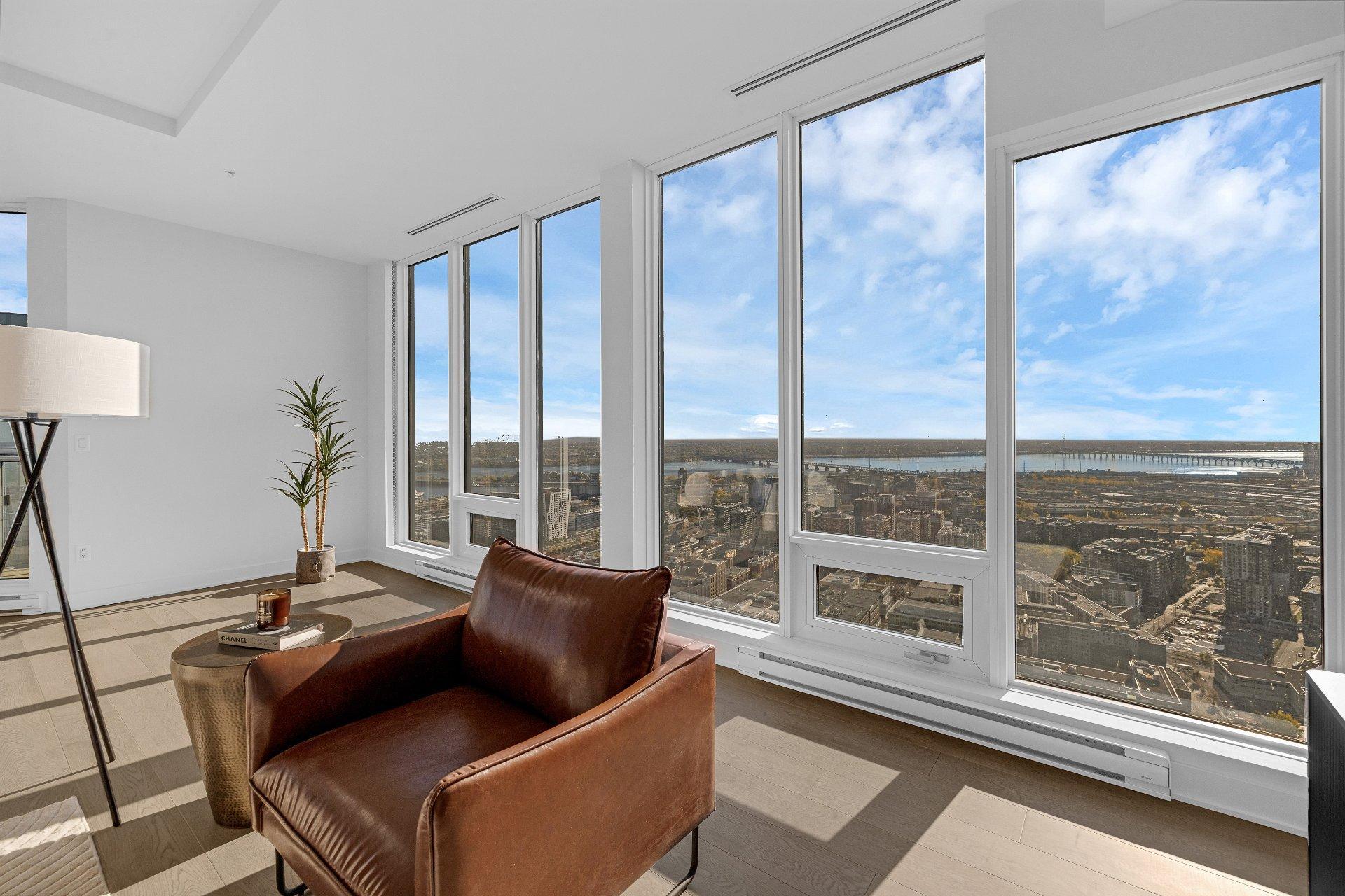 









1288


Rue St-Antoine O.

, PH2,
Montréal (Ville-Marie),




QC
H3C0X6

