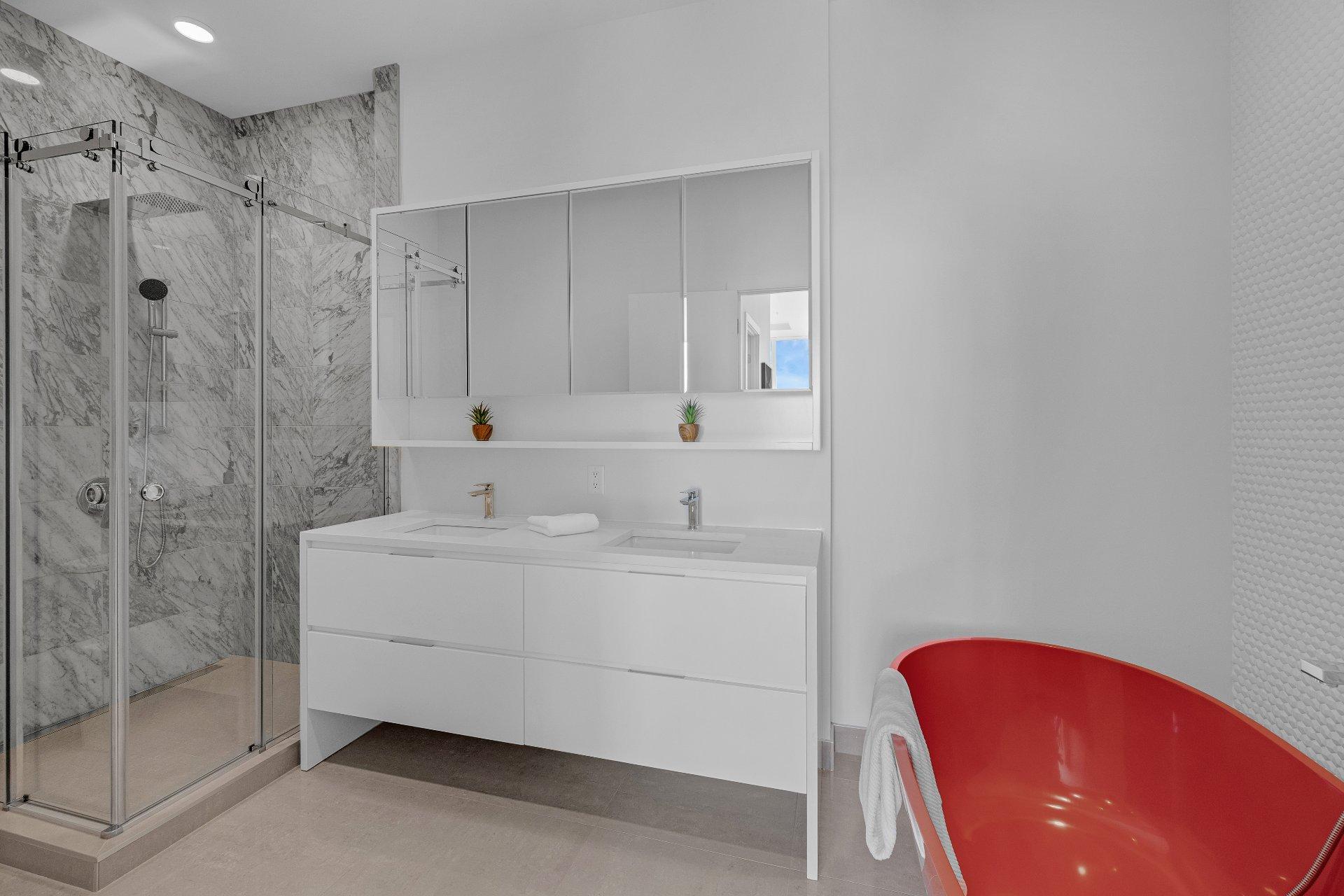 









1288


Rue St-Antoine O.

, PH2,
Montréal (Ville-Marie),




QC
H3C0X6

