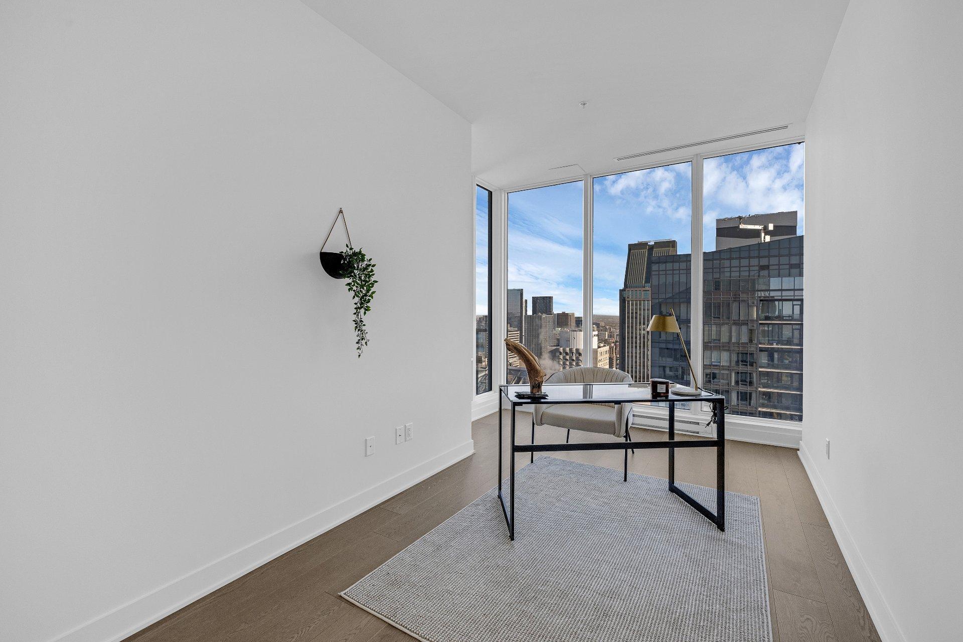 









1288


Rue St-Antoine O.

, PH2,
Montréal (Ville-Marie),




QC
H3C0X6

