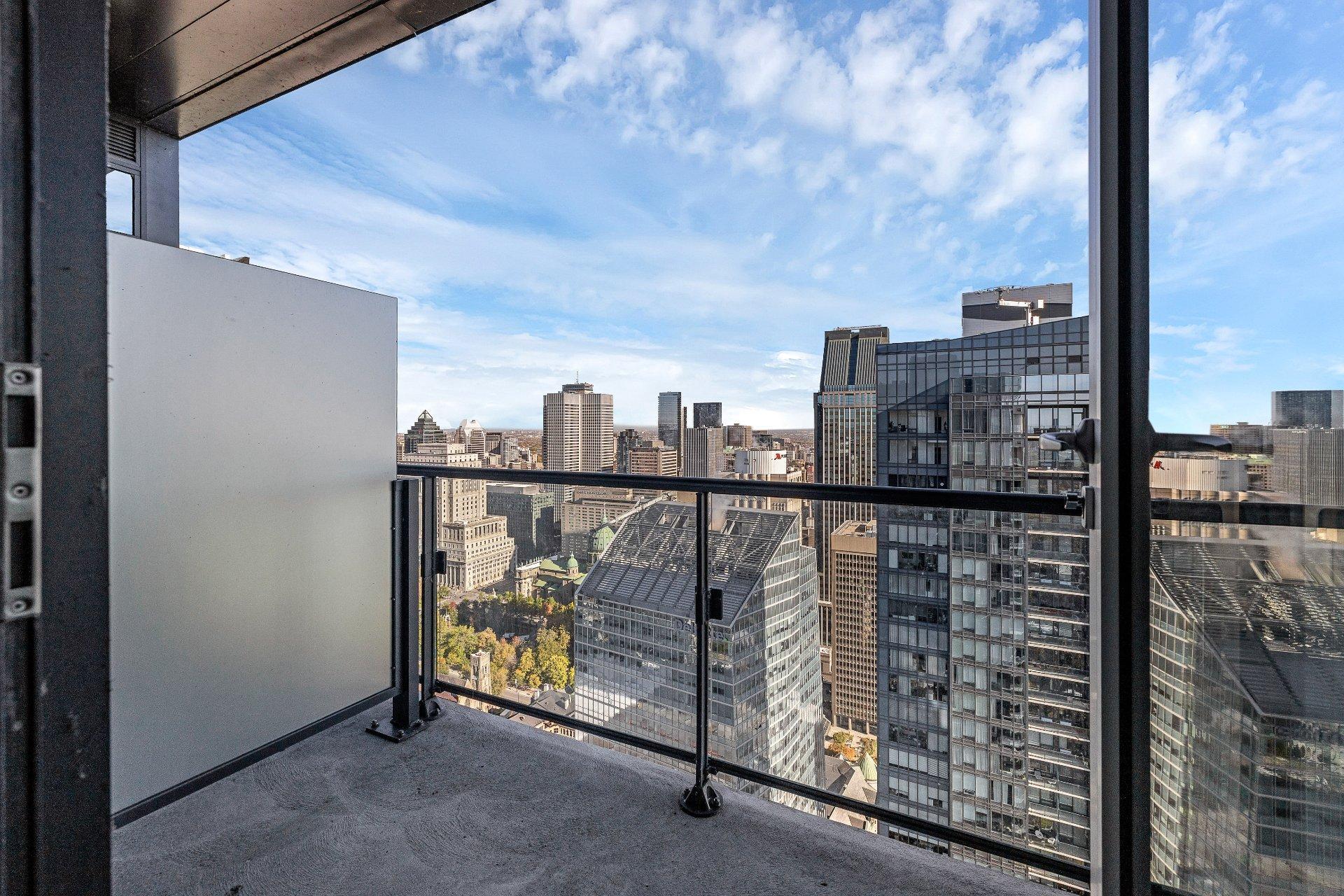 









1288


Rue St-Antoine O.

, PH2,
Montréal (Ville-Marie),




QC
H3C0X6

