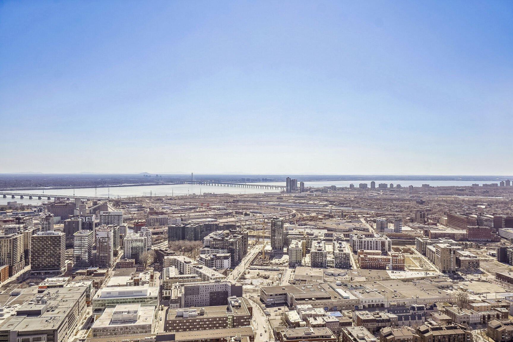 









1288


Rue St-Antoine O.

, PH2,
Montréal (Ville-Marie),




QC
H3C0X6

