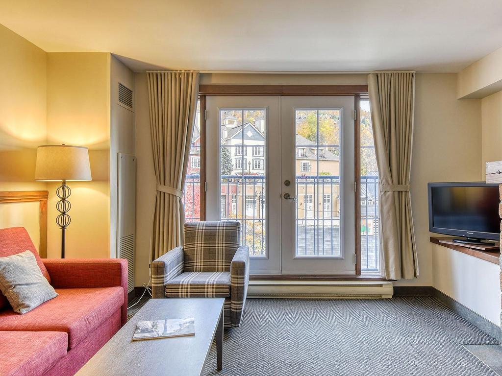 









151


Ch. du Curé-Deslauriers

, 221,
Mont-Tremblant,




QC
J8E1C9

