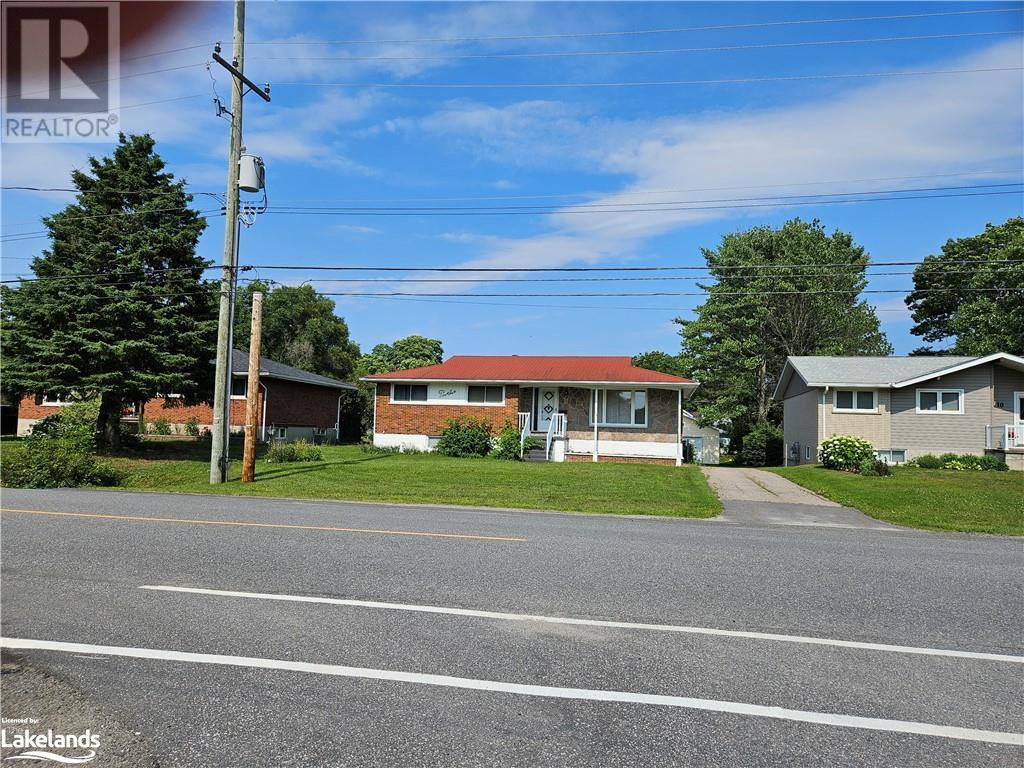 












12 TUDHOPE Street

,
Parry Sound,




Ontario
P2A2H8

