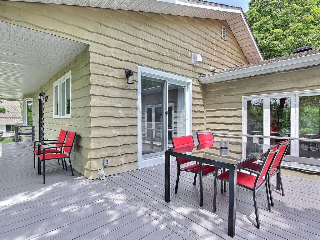 









2945


Ch. du Village

,
Saint-Adolphe-d'Howard,




QC
J0T2B0

