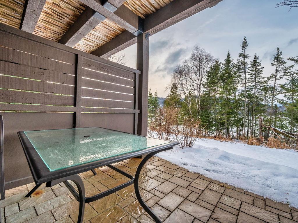 









2240


Ch. du Lac-Supérieur

, 3103,
Lac-Supérieur,




QC
J0T1J0

