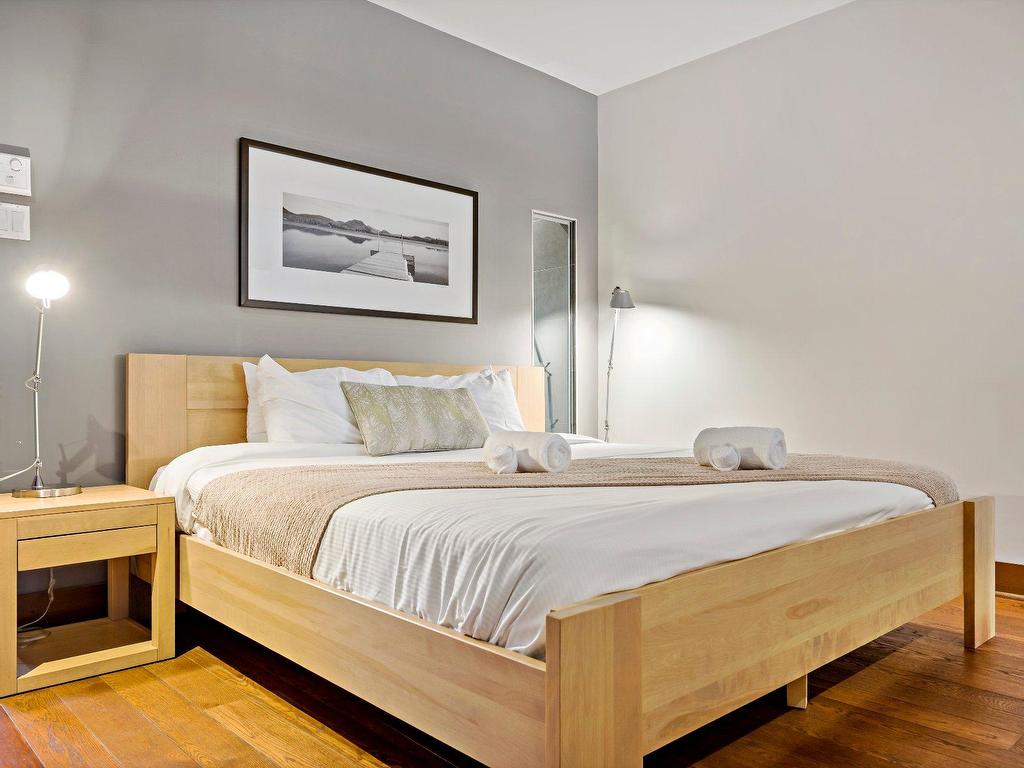 









2240


Ch. du Lac-Supérieur

, 3103,
Lac-Supérieur,




QC
J0T1J0

